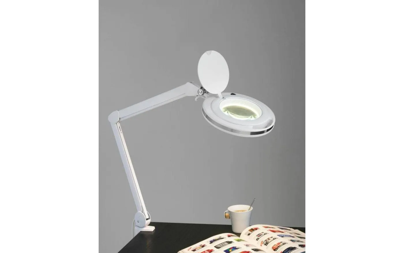 Magni Skrivbordslampa med Förstoringsglas 3 Doptriers LED 8W 3000K Vit