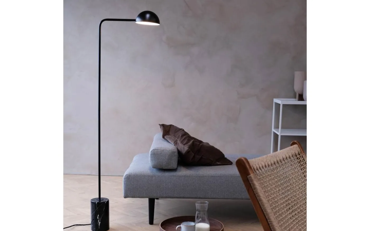 Marble Golvlampa 145cm Marmorfot Svart