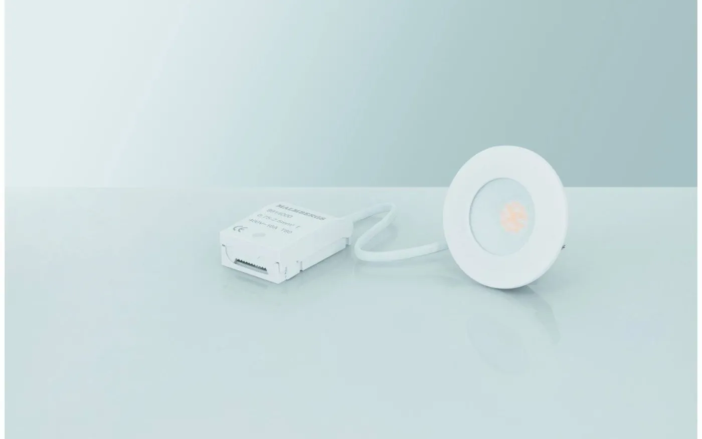 MD-231 Downlight 3000K 5W Vit 230V IP44