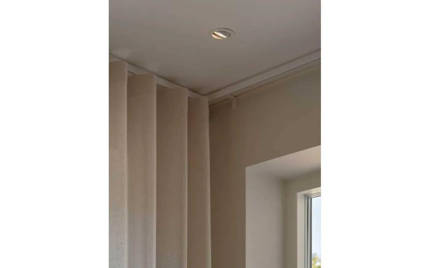 Monolo Spotlight 3-Steg-DIM LED 3000K 4,8W Vit