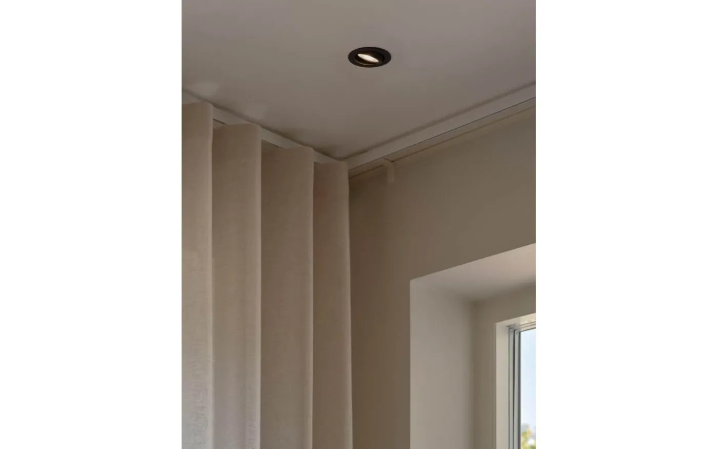 Monolo Spotlight 3-Steg-DIM LED 3000K 4,8W Svart