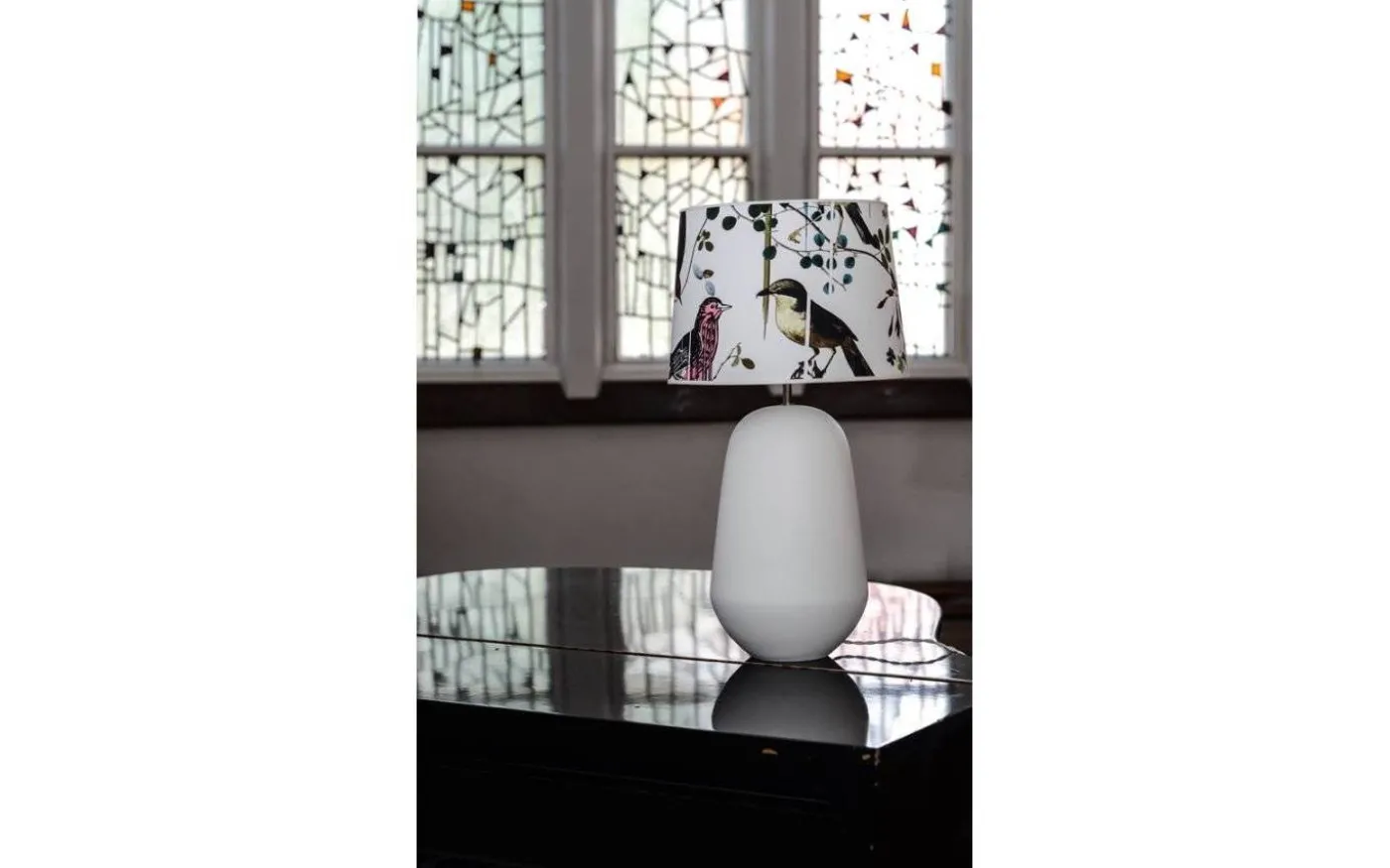 Naomi Lampfot 46cm Vit