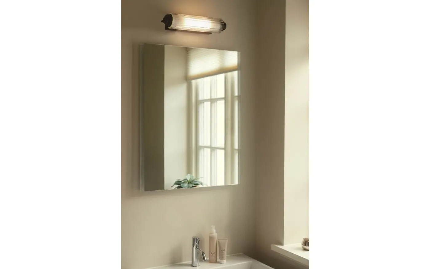 Nimal Double Vägglampa Badrum 35cm Svart IP44