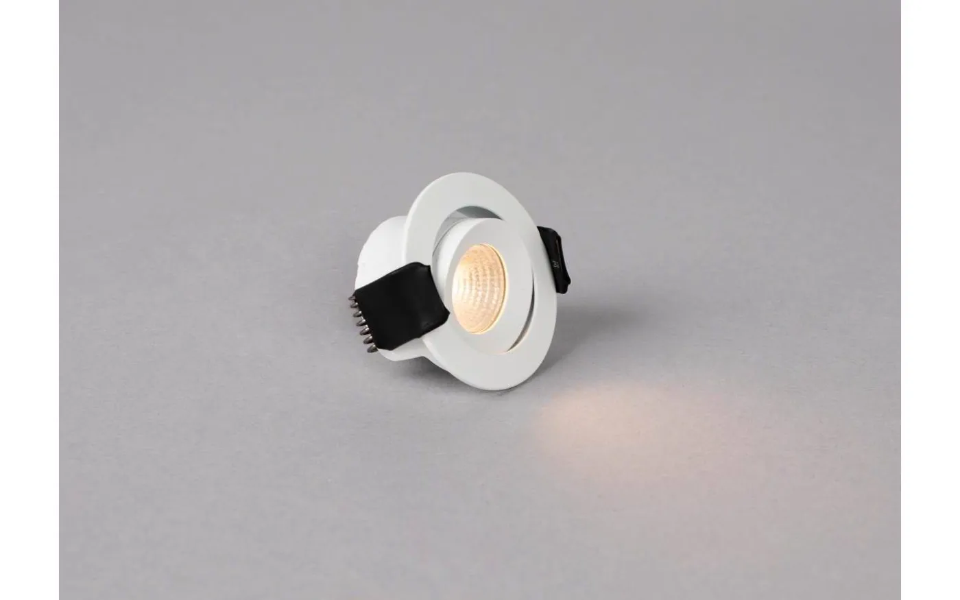 Optic XS Tilt Spotlight 3000K 4W Vit IP44