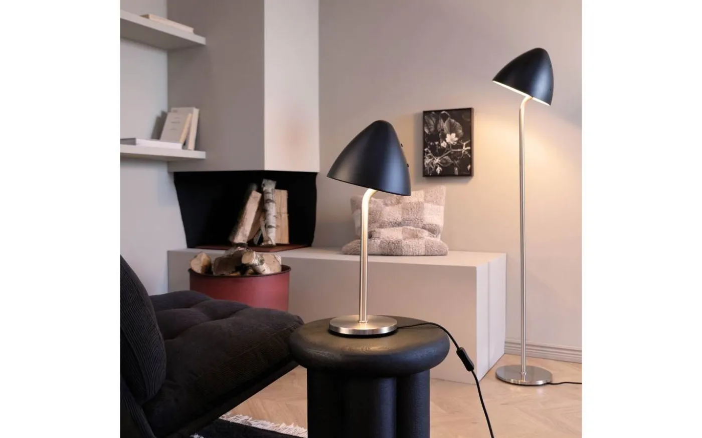 Oulu Bordslampa 47cm Svart/Borstad Stål