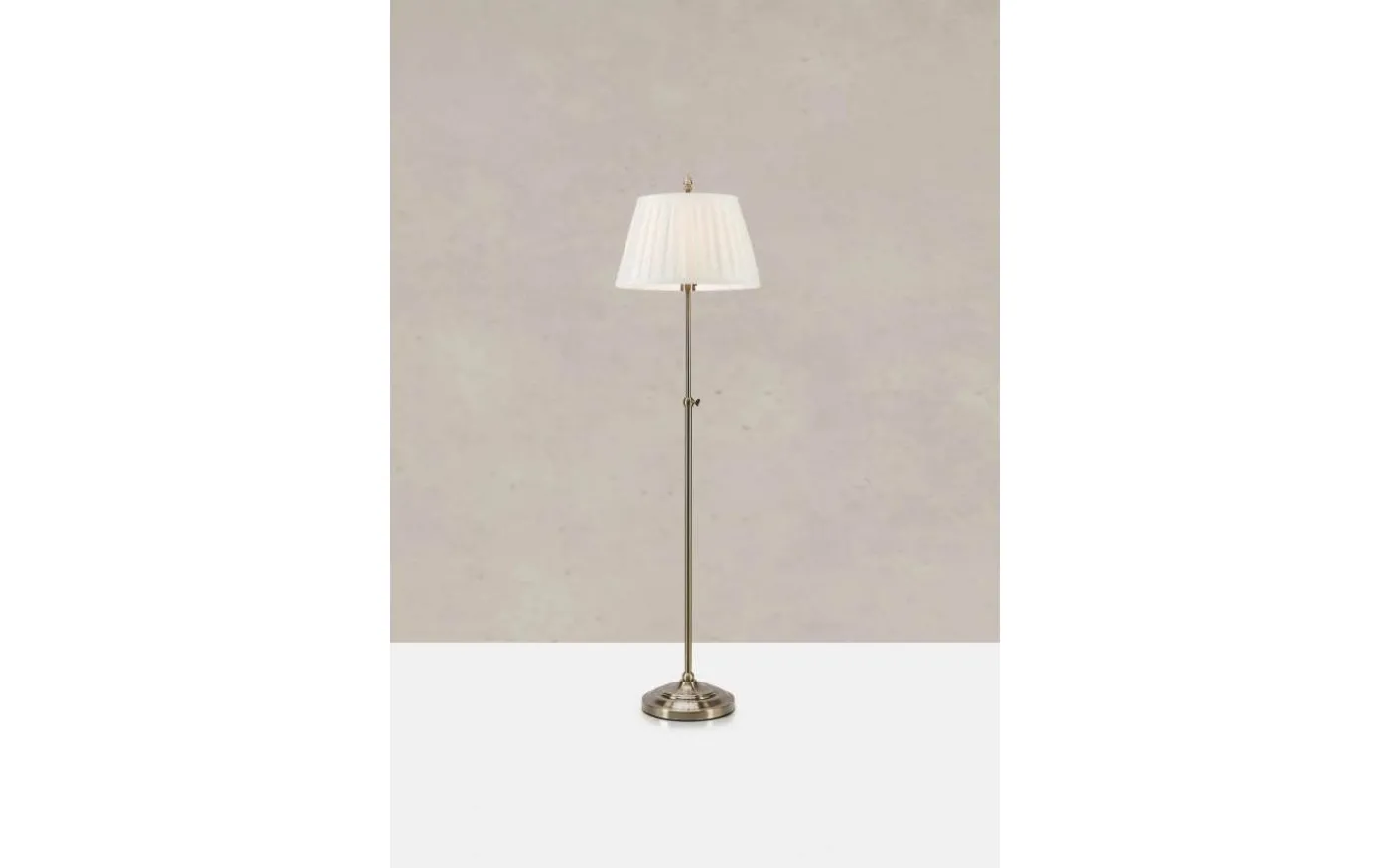 Oxford Golvlampa 155cm Offwhite/Antikmässing