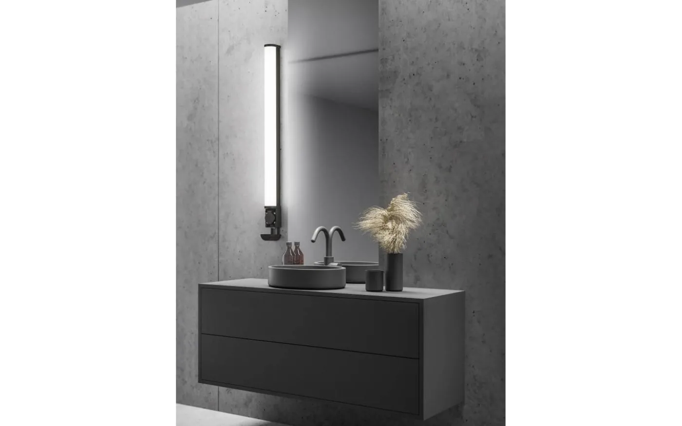 Piera H2O Vägglampa LED 80cm mattsvart IP44