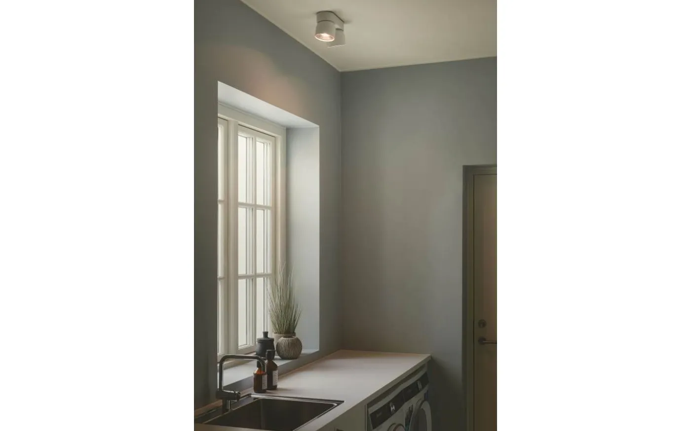 Pitcher Spotlight 2L 24cm GU10 Vit