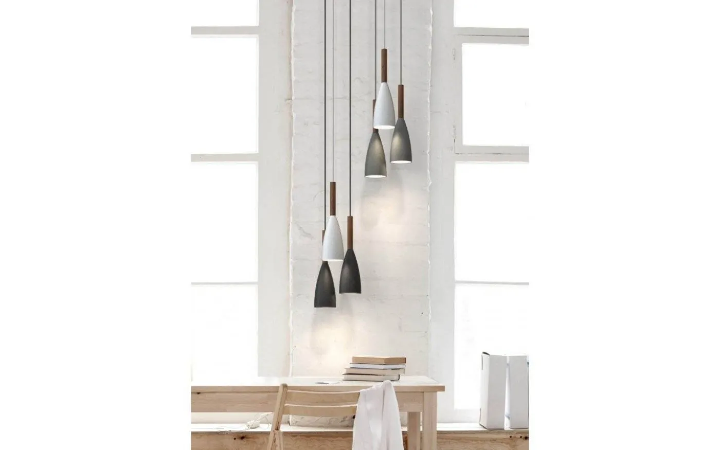 Pure Fönsterlampa Vit