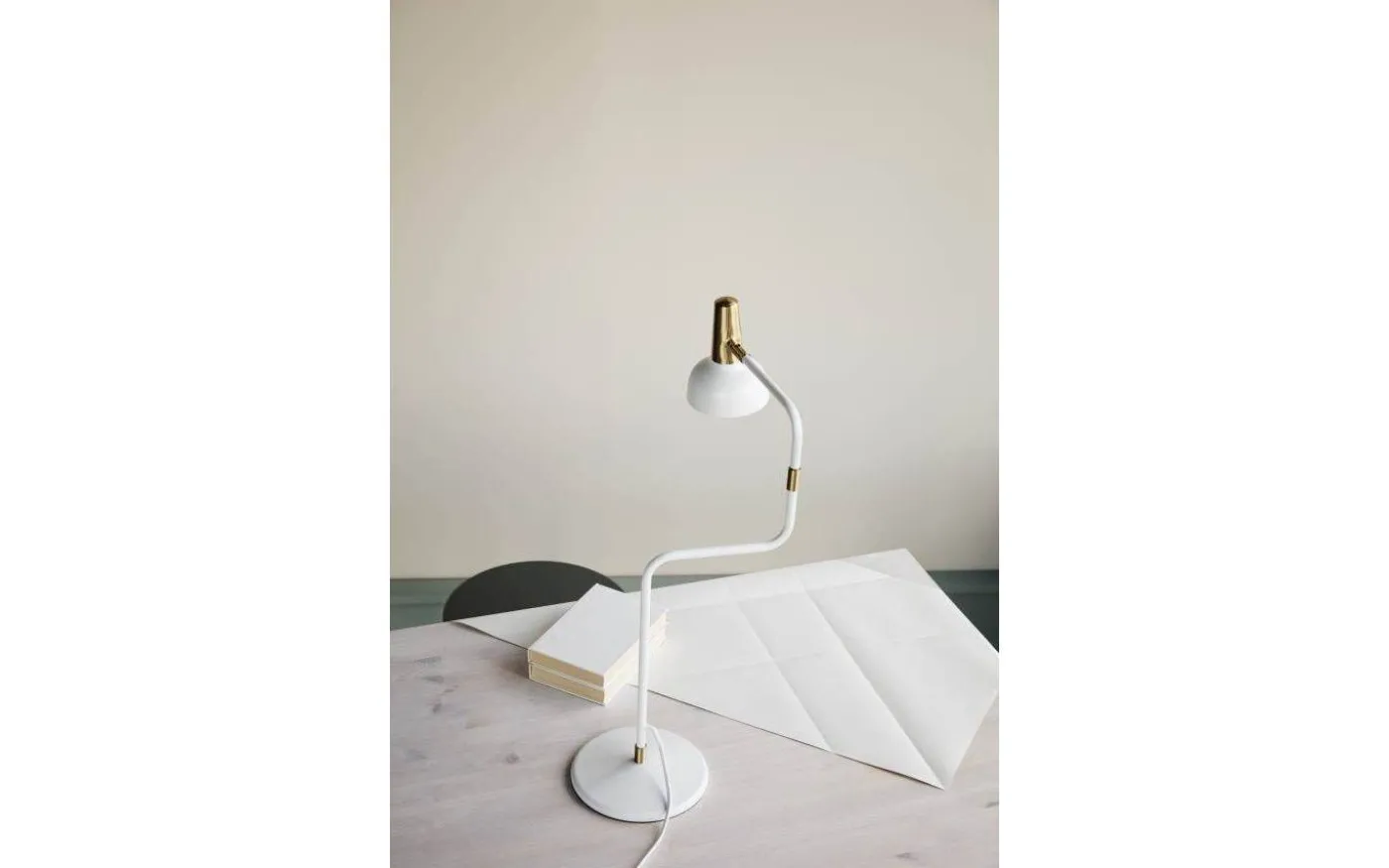 Ray Bordslampa 57cm Vit/Mässing