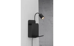 Roomi Vägglampa med USB Svart