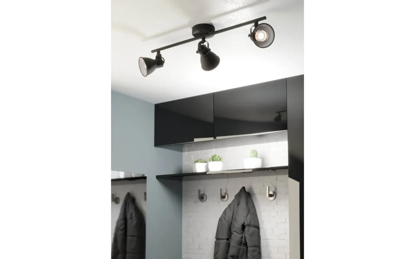 Seras Takspotlight 60cm GU10 LED 3000K 3x3W Svart