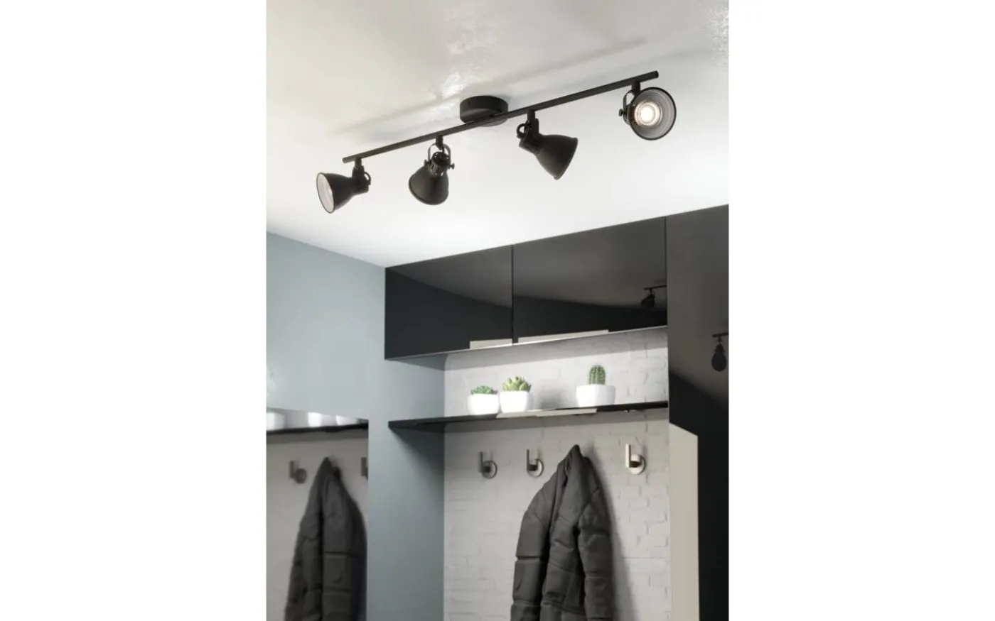 Seras Takspotlight 77cm GU10 LED 3000K 4x3W Svart