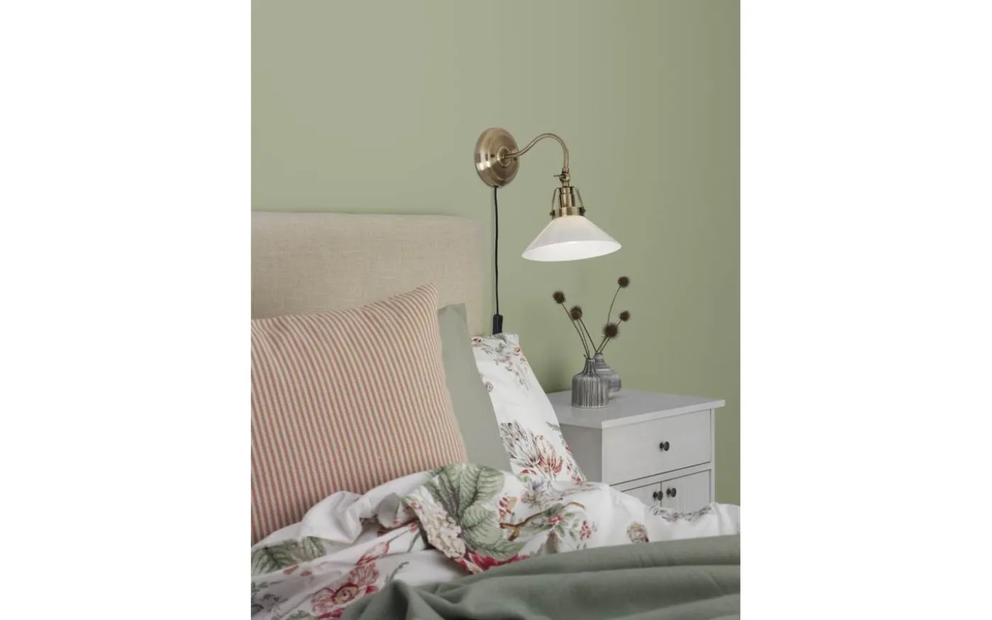 Skomakare Vägglampa Antik/Opal