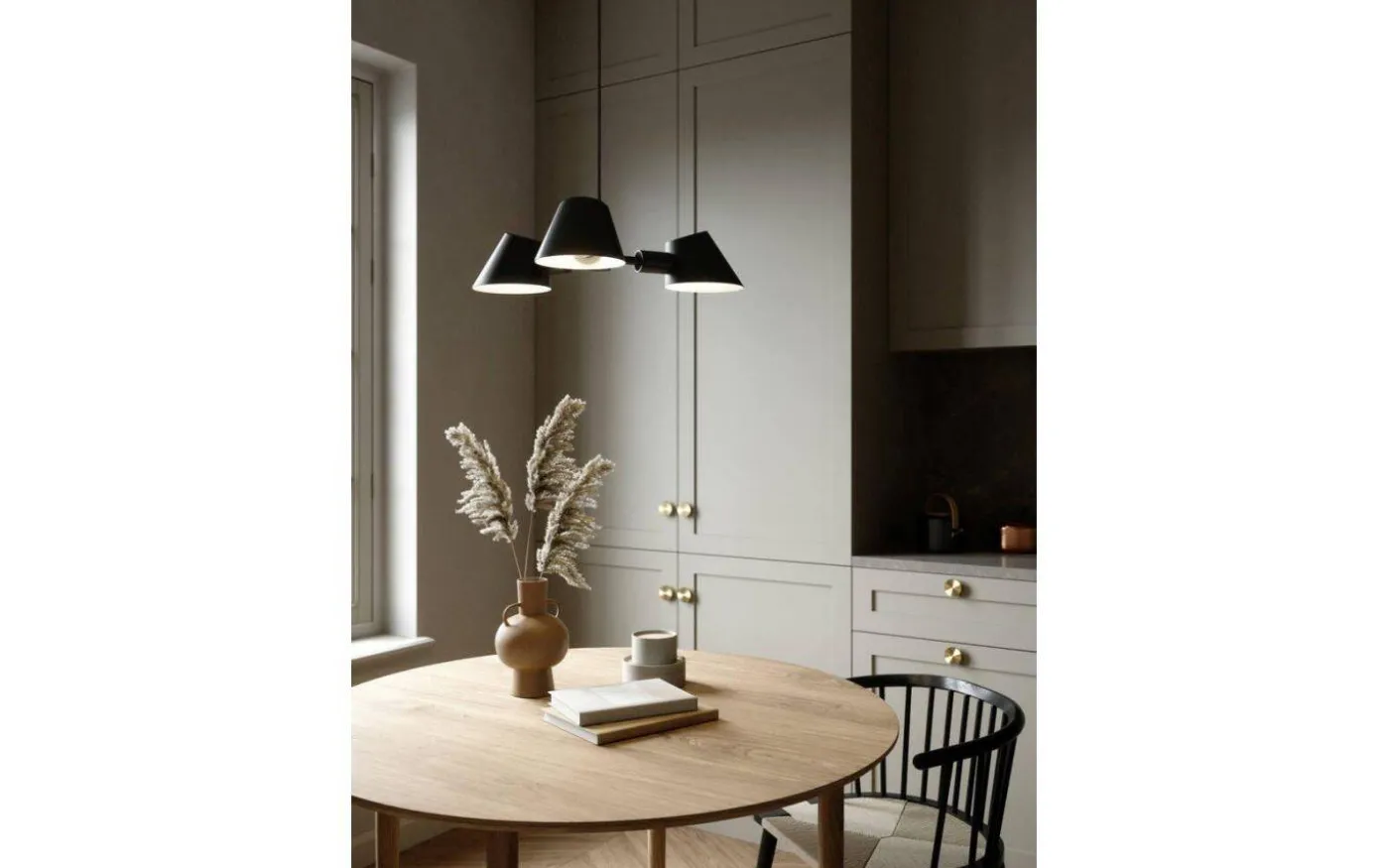 Stay Taklampa 60cm Svart