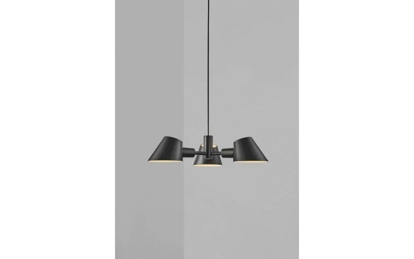 Stay Taklampa 60cm Svart