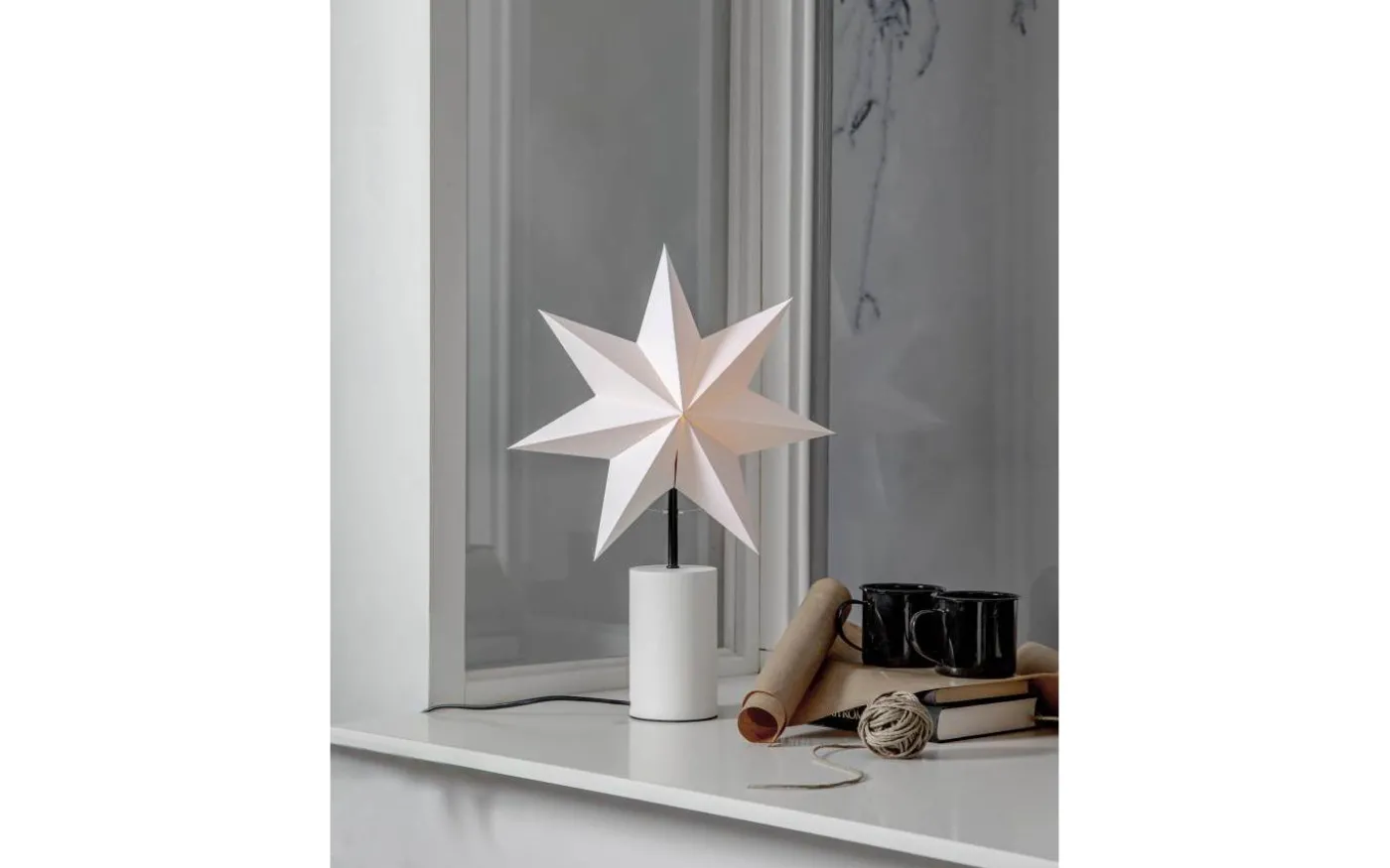 Stila Bordslampa med Stjärna & Skärm