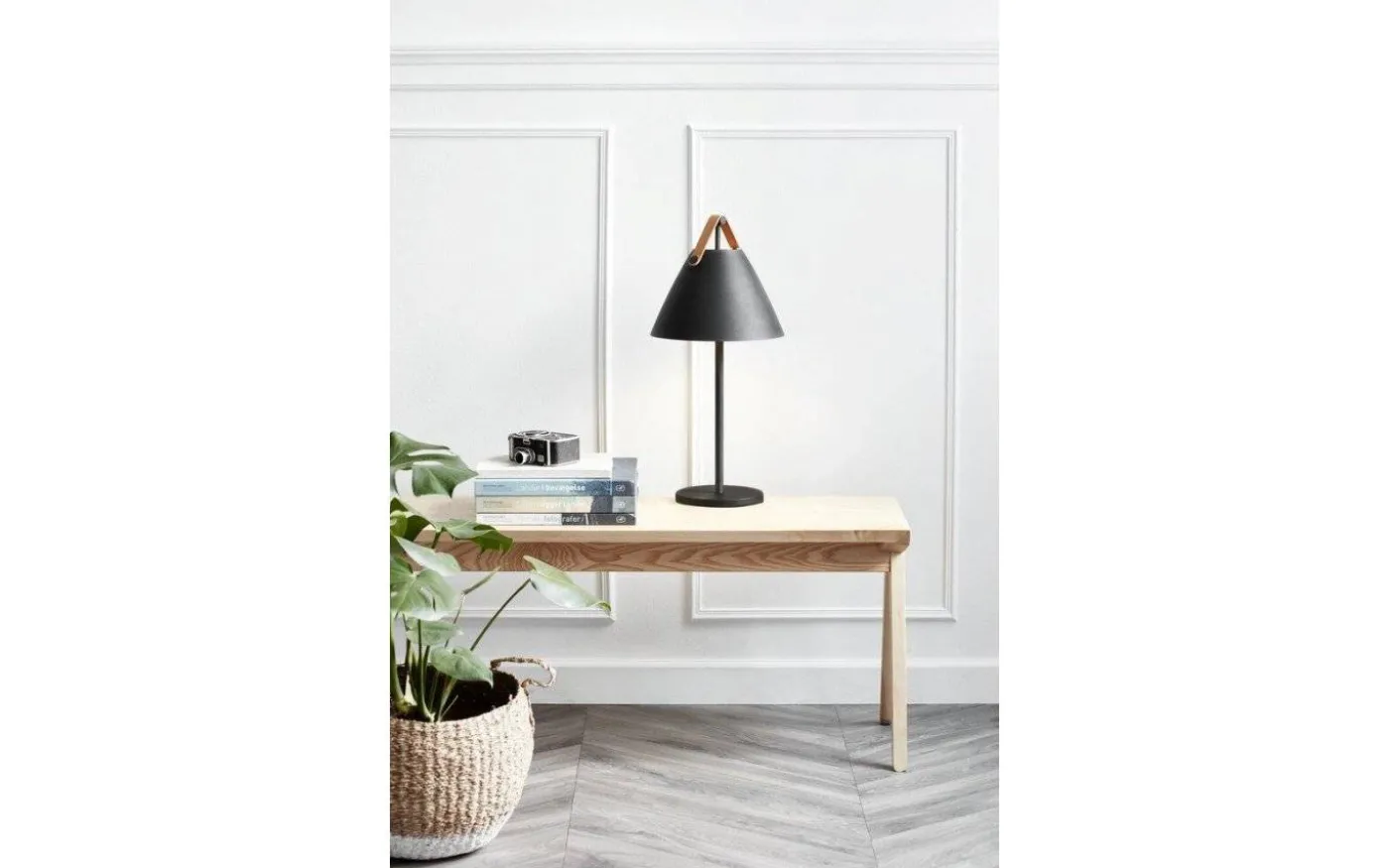 Strap Bordslampa 55cm Svart