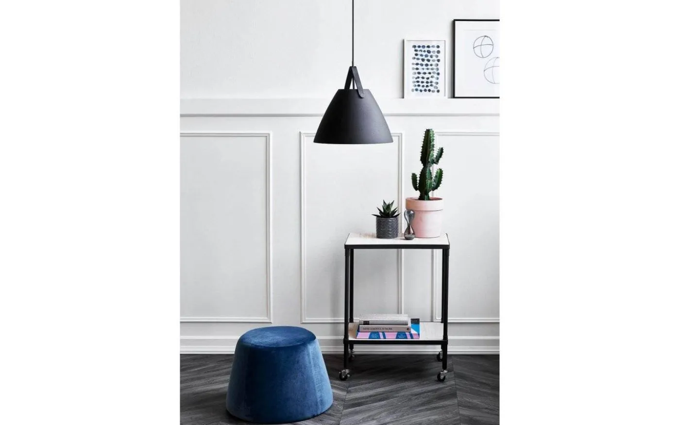 Strap Taklampa 36cm Svart