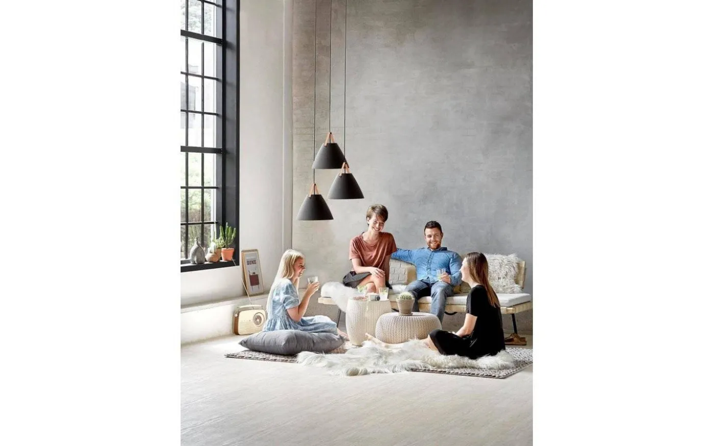 Strap Taklampa 36cm Svart