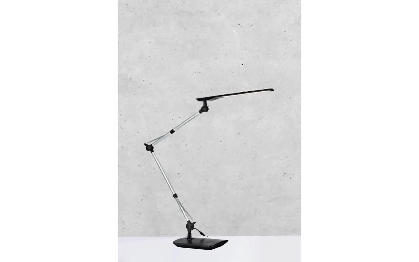 Study Skrivbordslampa 90cm LED Silver
