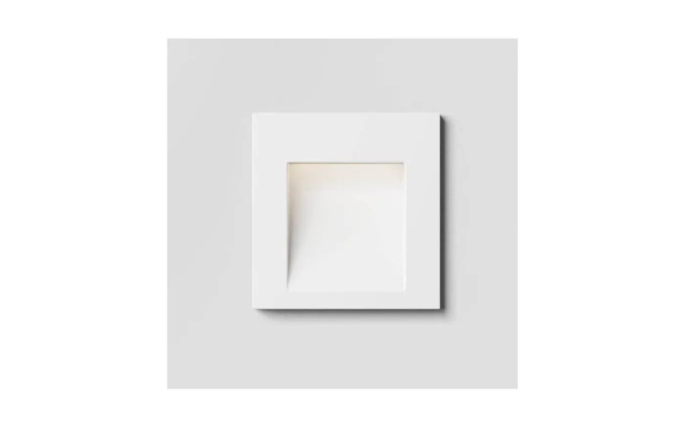 Tess SQ Vägglampa Vit