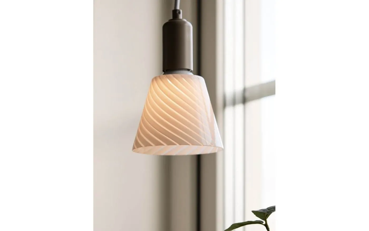 Tilda Fönsterlampa E27 12,5cm Beige/Vit