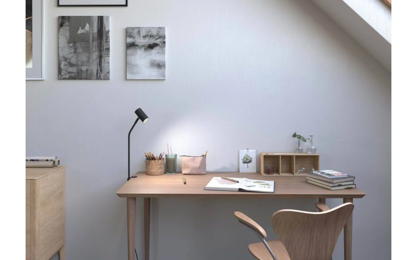 Tyson Bordslampa för Bordsskiva 61cm Svart