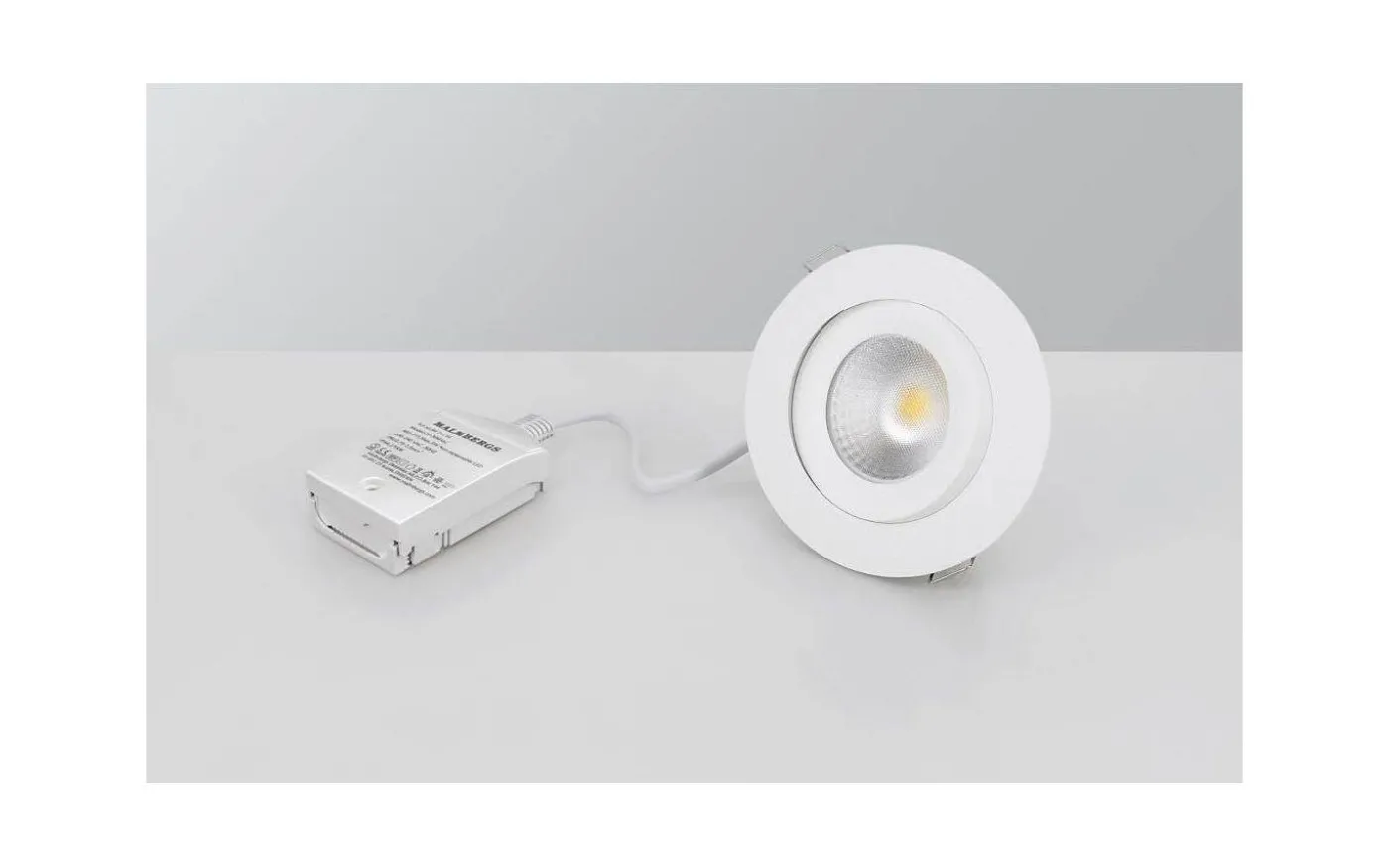 230V LED Spotlight 360 Dim to Warm, 1900-3000K 460lm 6W(45W)