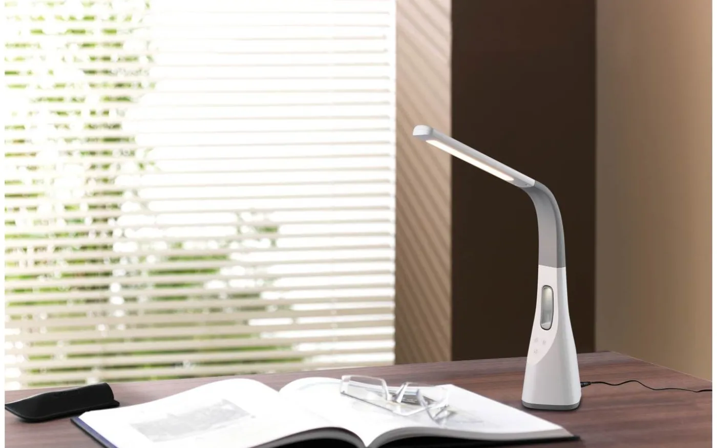 Vento Skrivbordslampa LED vit