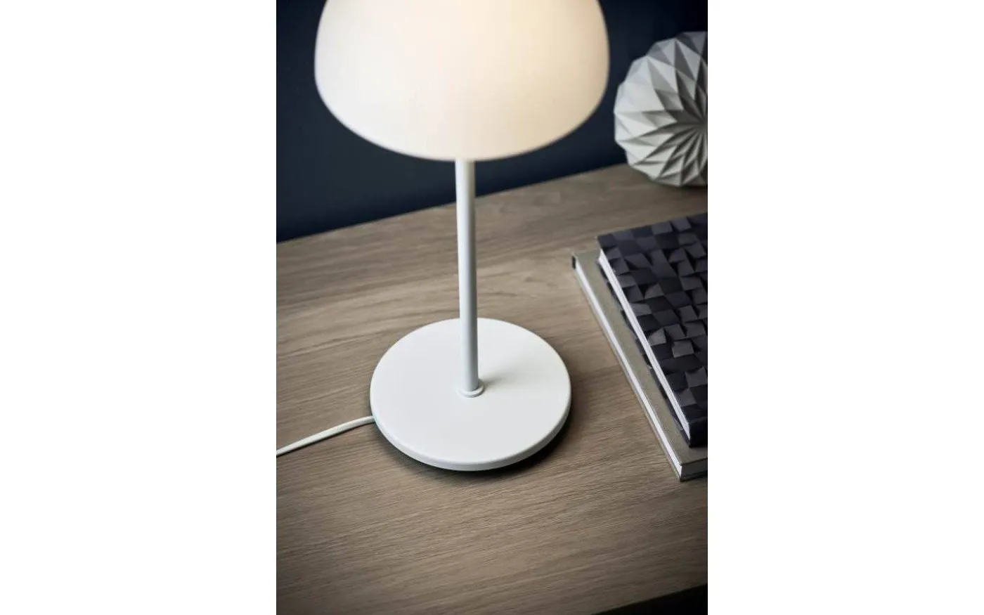 Vienda X Bordslampa 47cm Vit