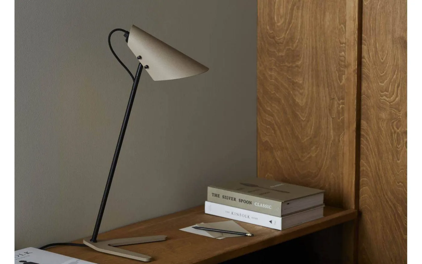 Vincent Skrivbordslampa 60cm Sandstruktur/Svartstruktur