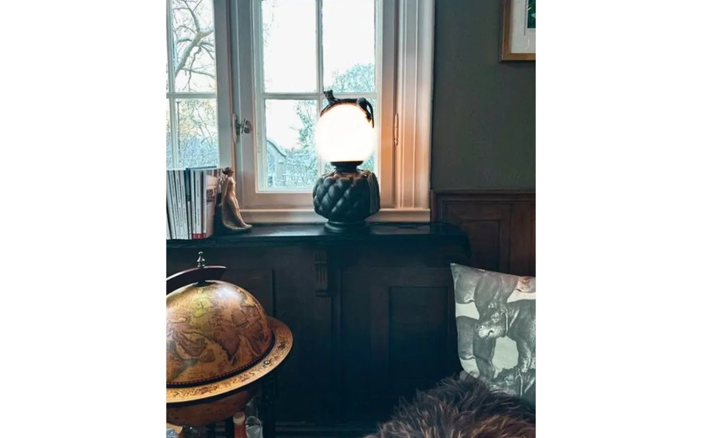 Viva La Diva Bordslampa 45cm Svart/Vit Matt