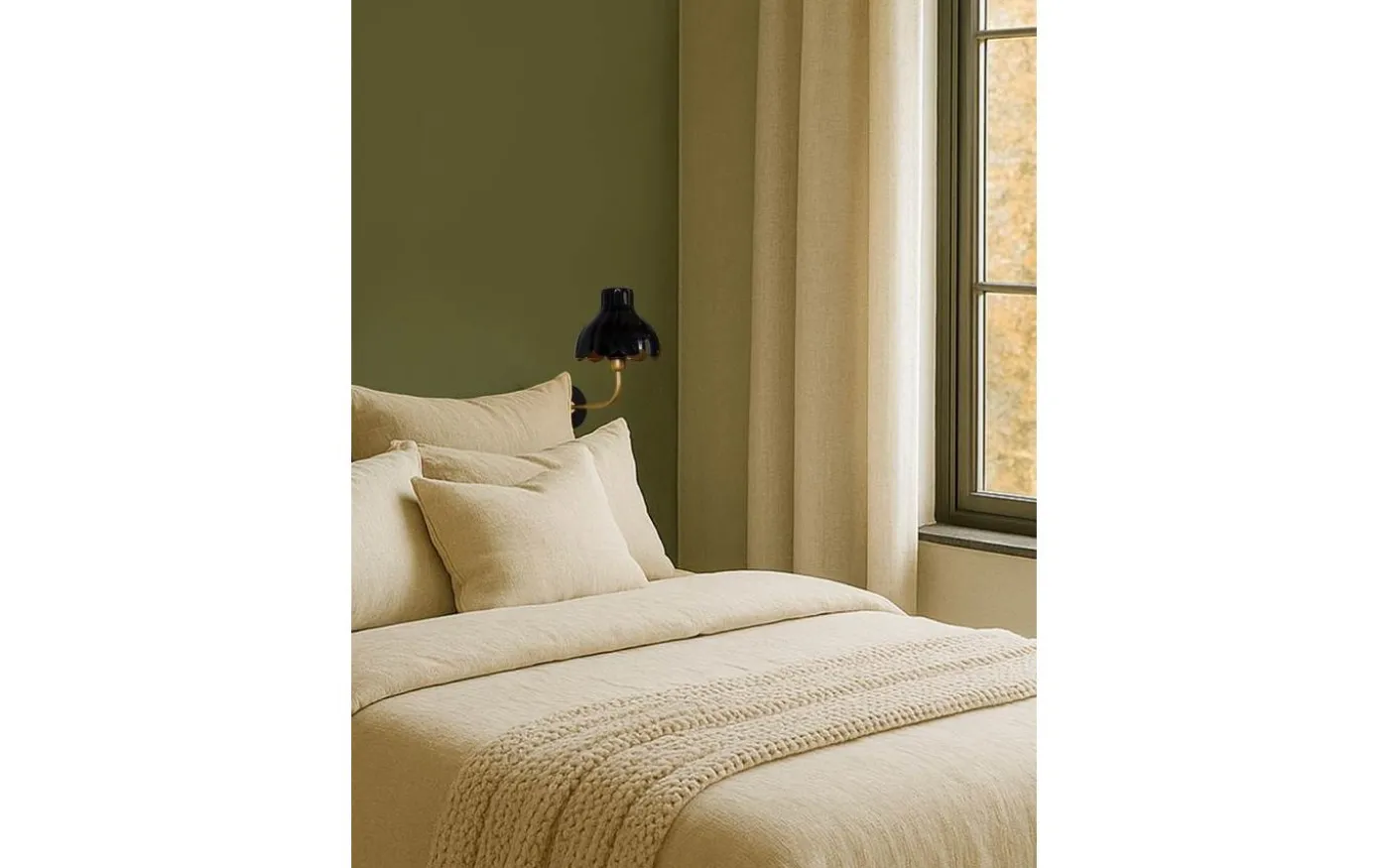 Wells Vägglampa Svart/Guld