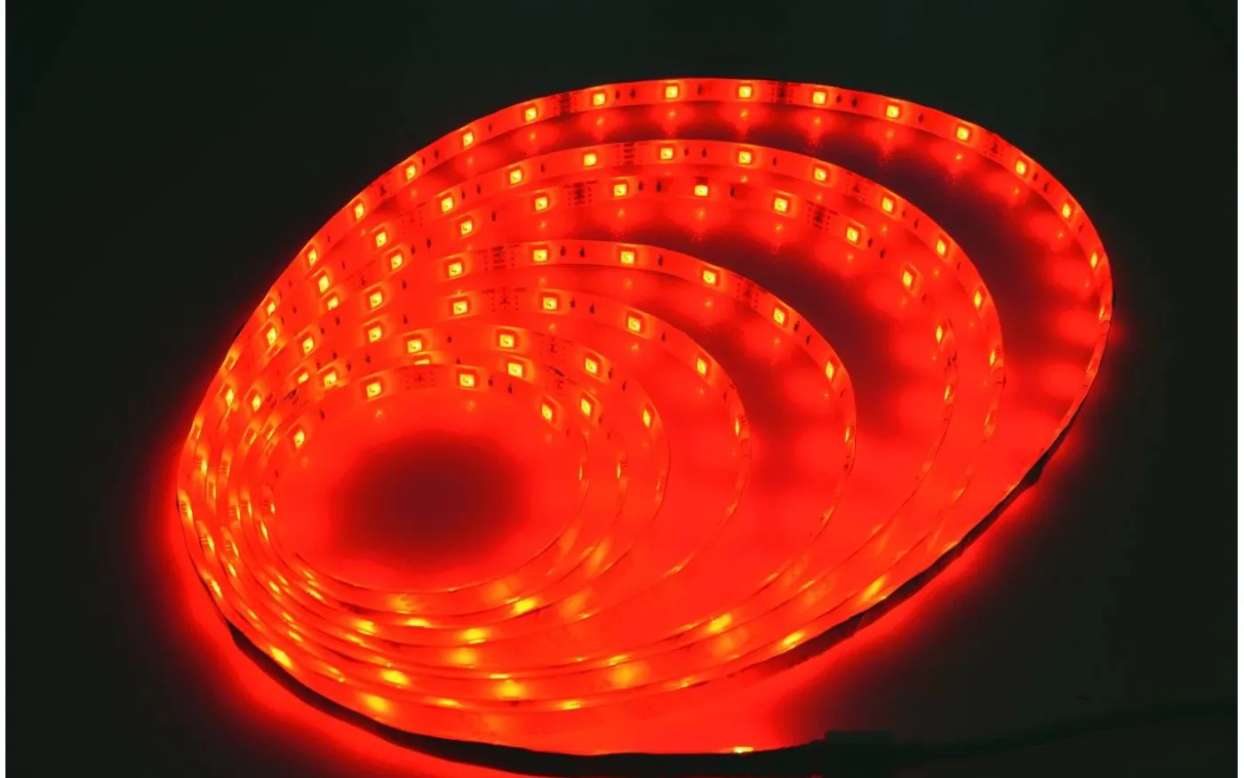 Wi-Fi Smart LEDstrip 5m 16W RGB Flerfärgad LED Komplett