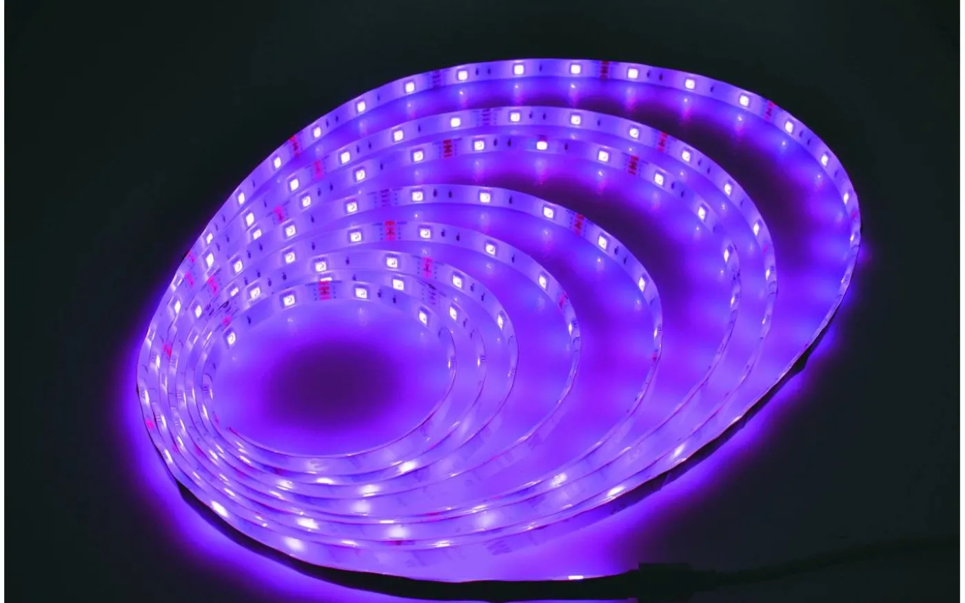 Wi-Fi Smart LEDstrip 5m 16W RGB Flerfärgad LED Komplett