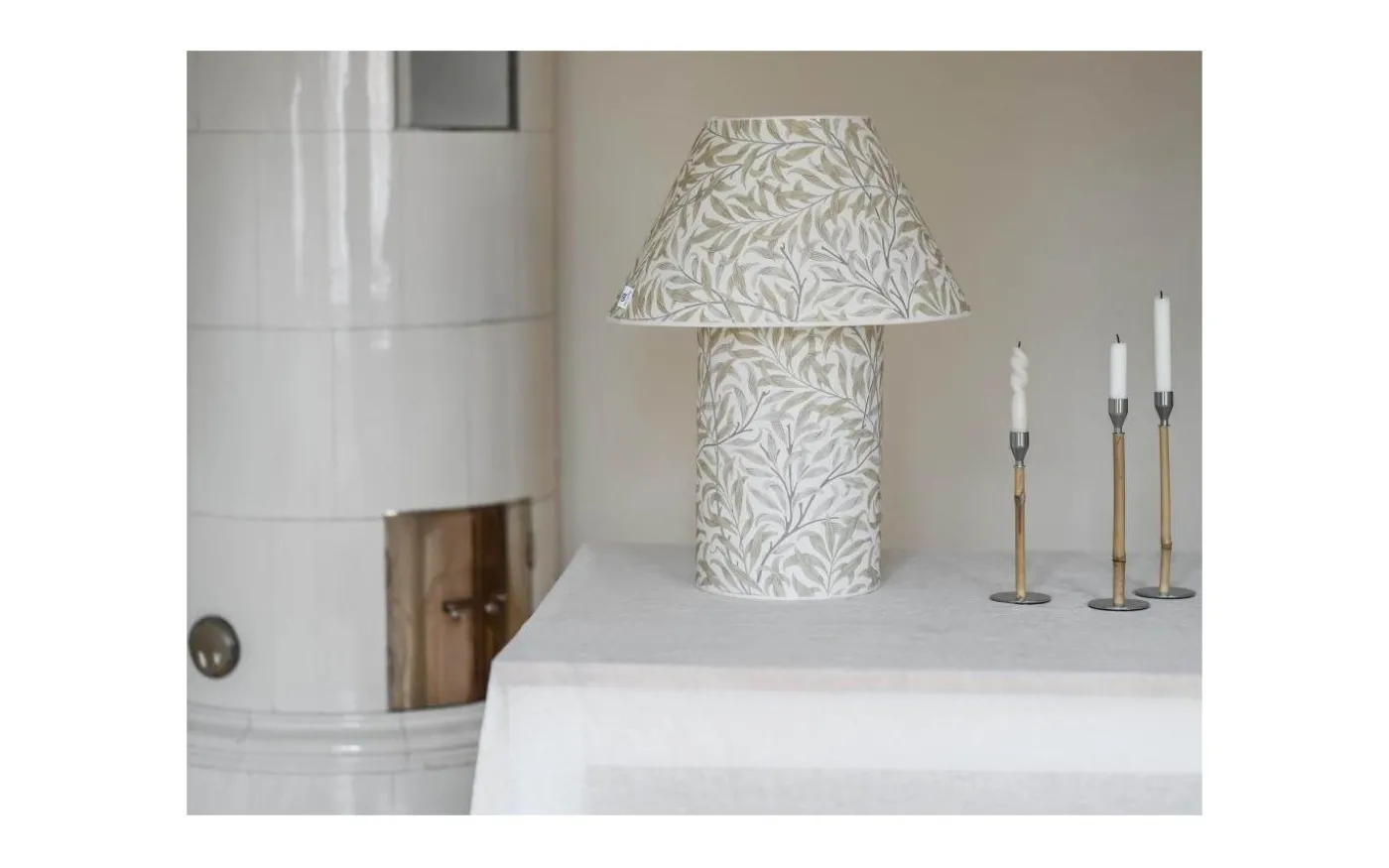 Willow Bought Bordslampa 65cm Linen William Morris