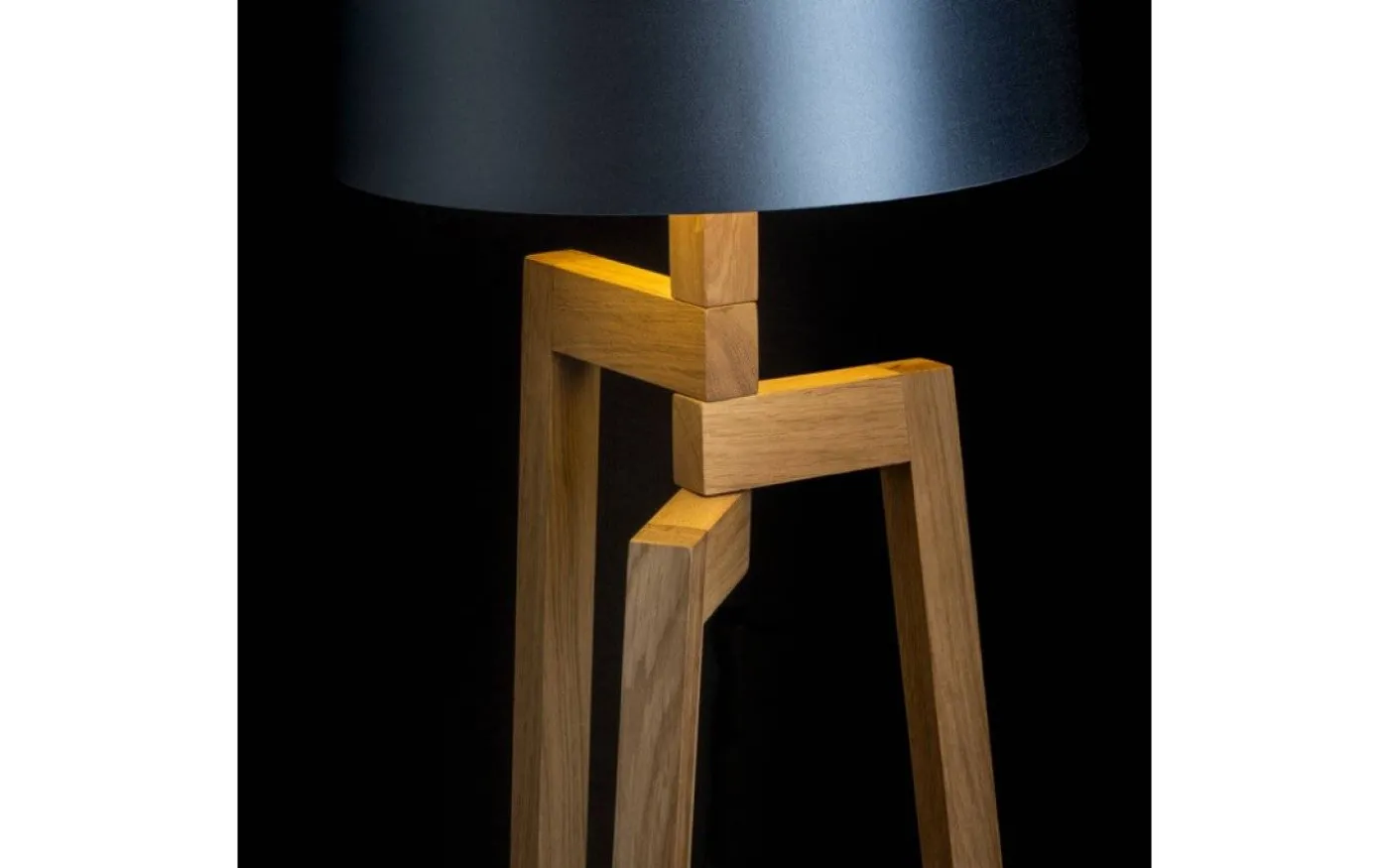 Woody Lampfot 56cm Ek