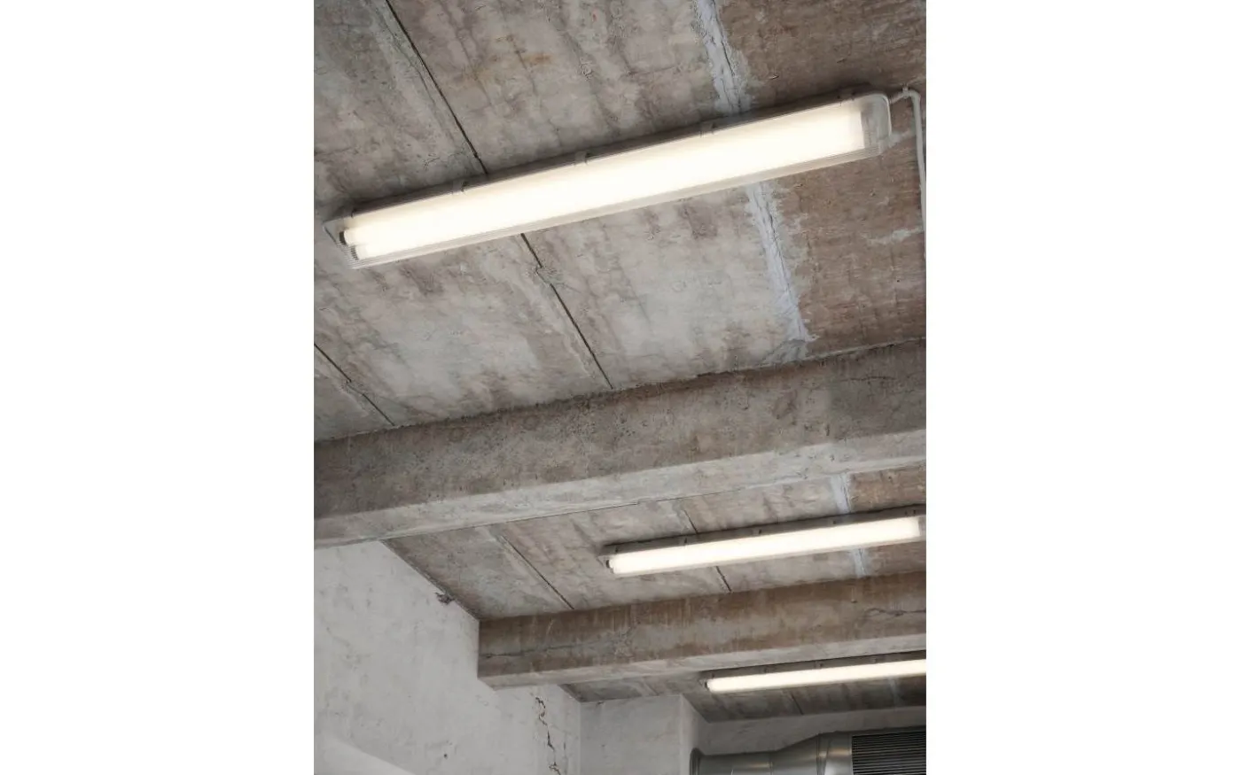 Works LED-Armatur T8 66cm 1700lm 2x10W 4000K IP65 D-märkt